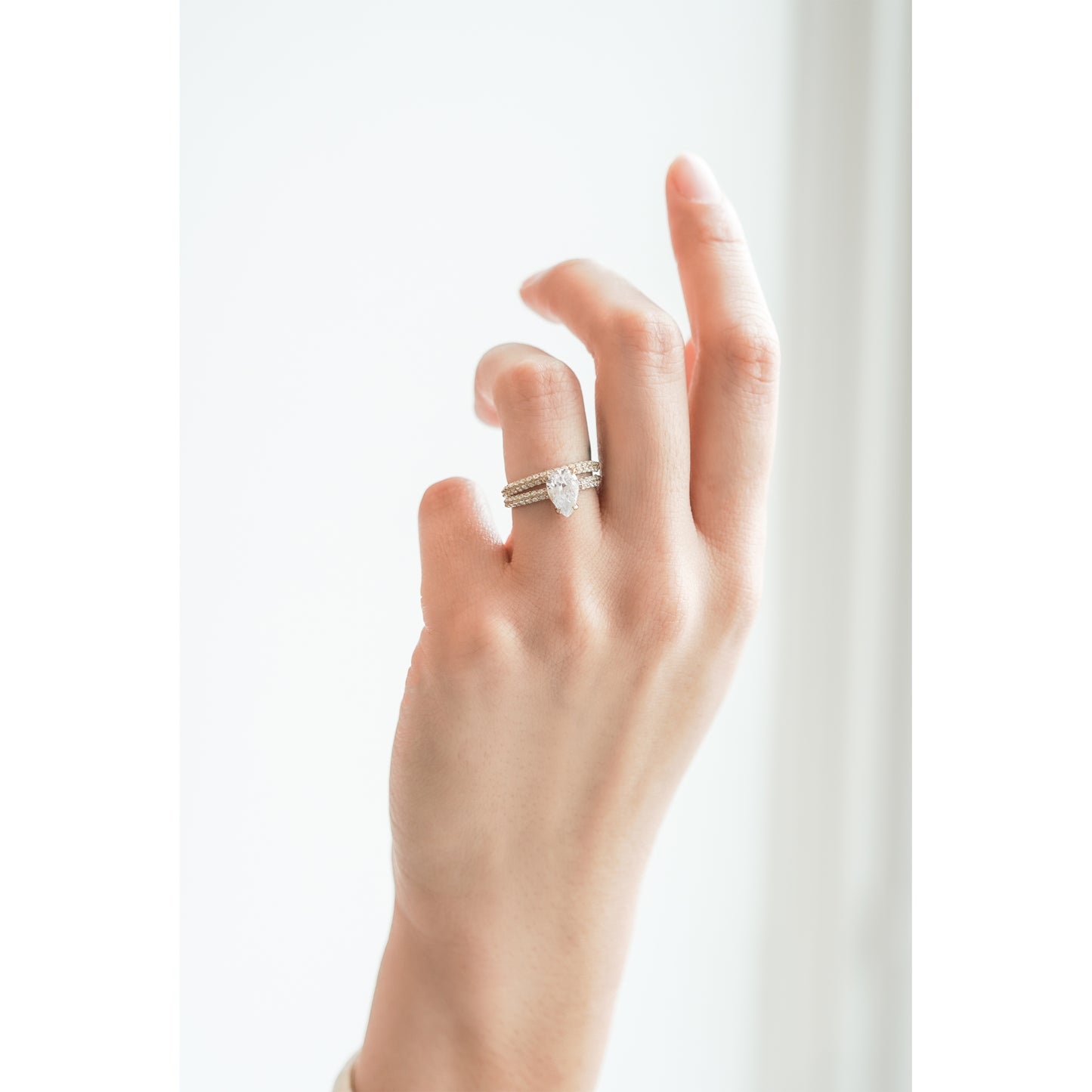 Pear Cut Pavé Diamond Ring Gold | LUV
