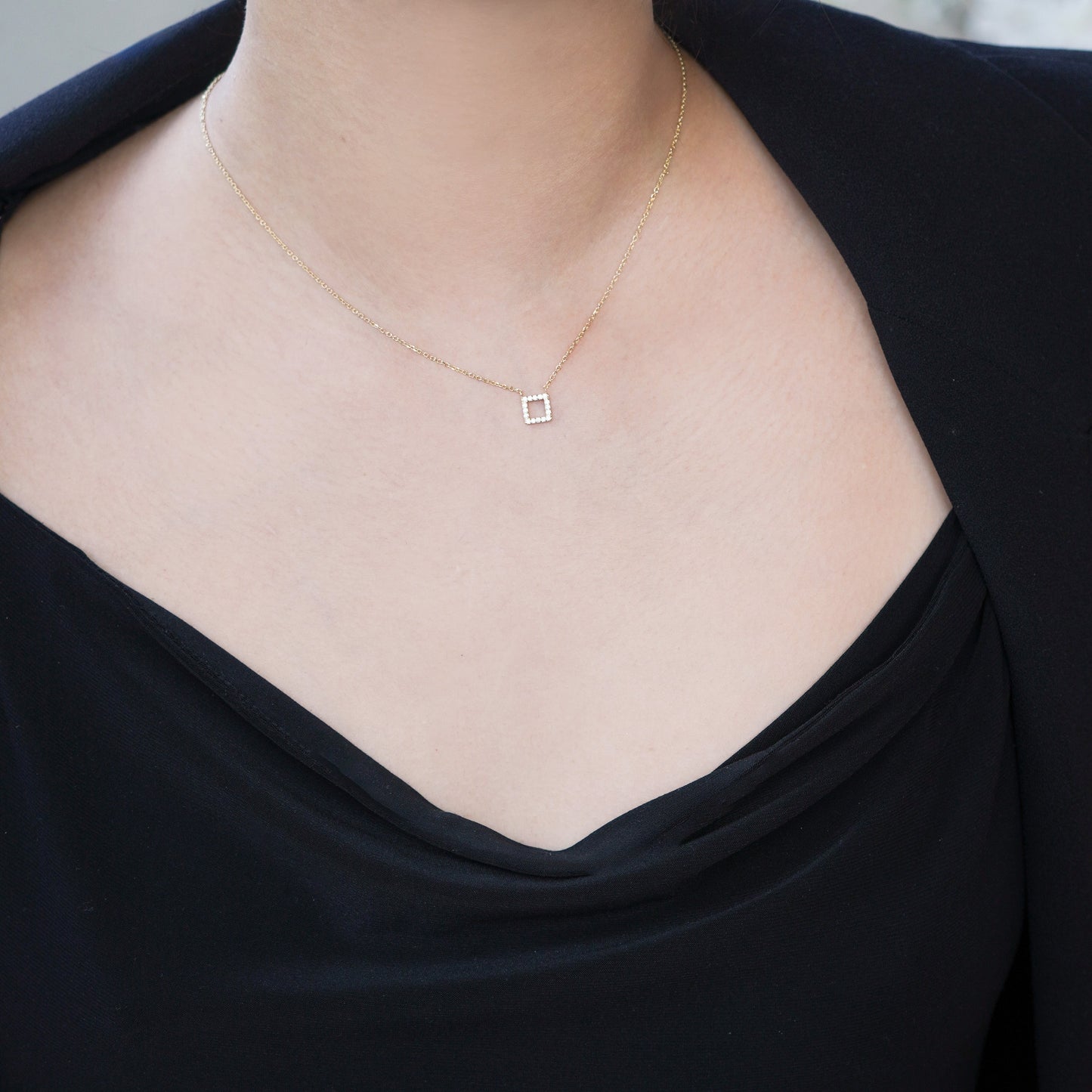 Korean Hangul Letter Pavé Lab Diamond Necklace 14K Solid Gold ㅁ