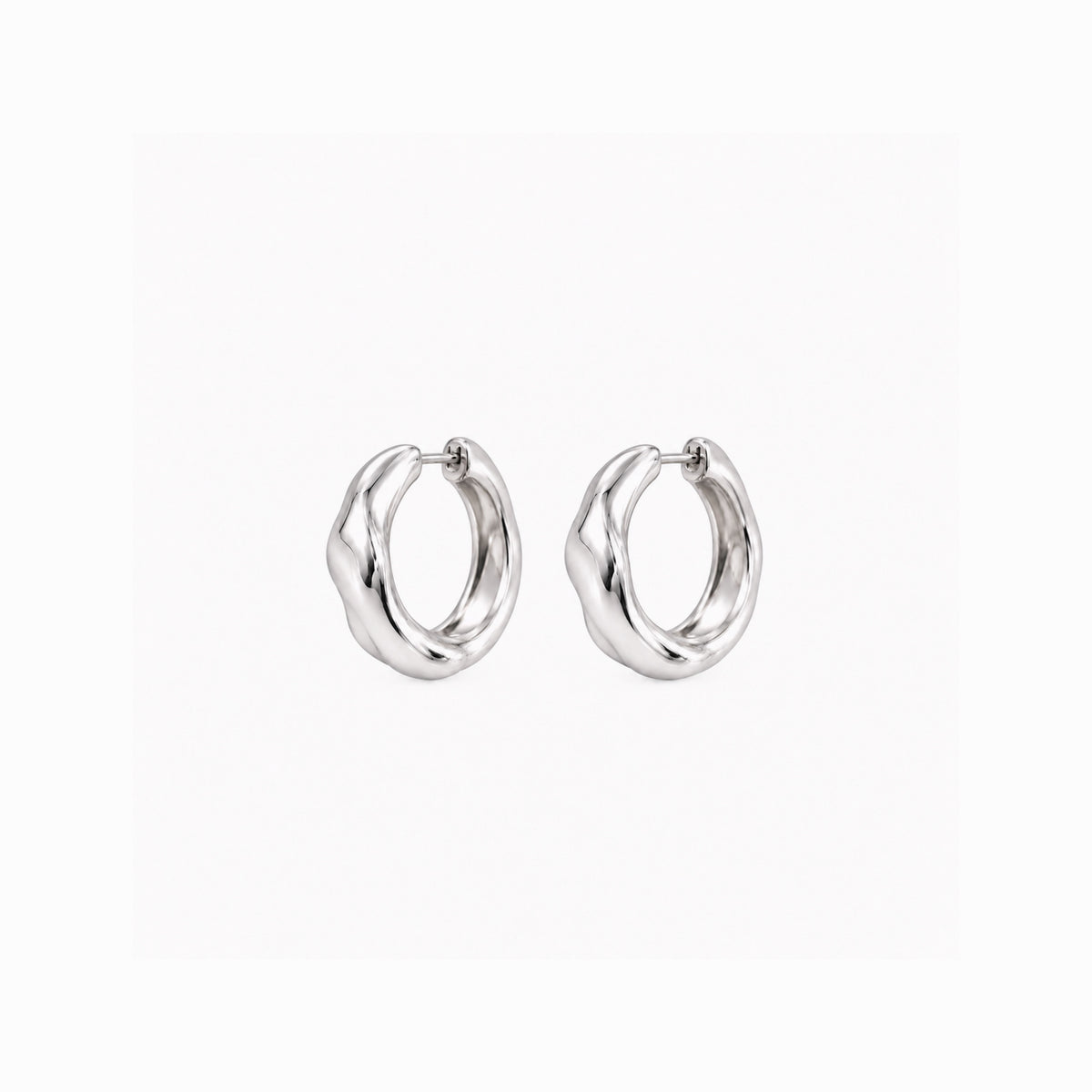 First Bond Organic Wavy Hoop Earrings Small