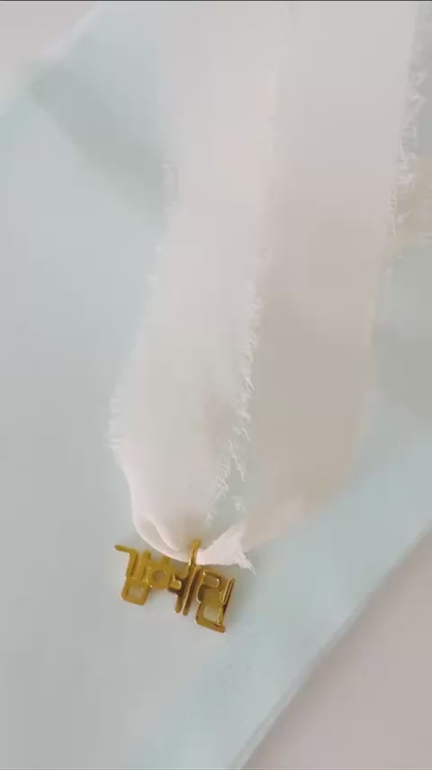 24K Pure Gold Custom Korean Hangul Name Pendant – Personalized BY L’AIMÉ NEW YORK